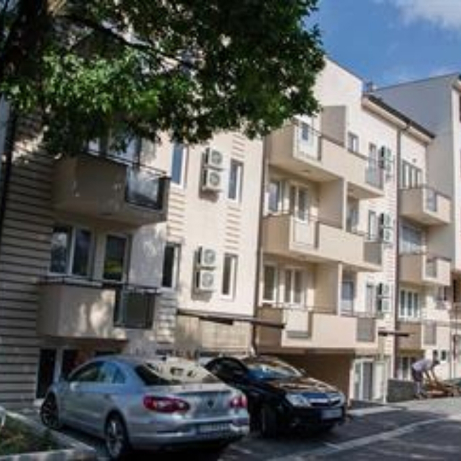 Jednoiposobni i troiposobni stanovi na Zvezdari